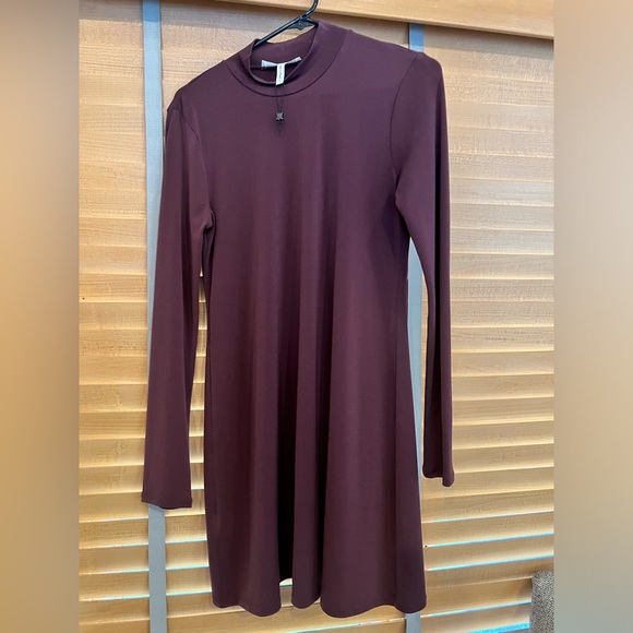 BCBGeneration Dresses & Skirts - BCBG swing dress S